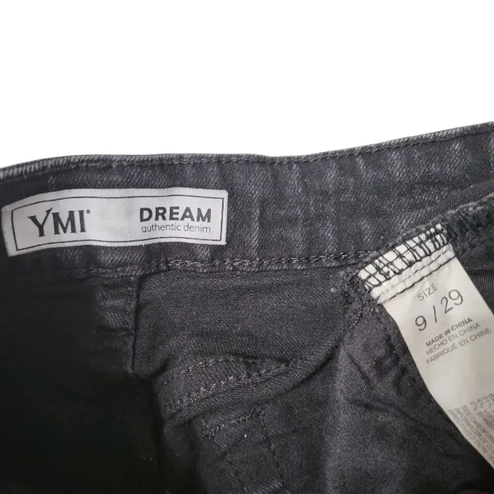 YMI Black Distressed Ripped Raw-Hem Denim Jean 5 Button-Fly Shorts Size‎ 29